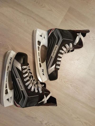 Лот: 10206770. Фото: 1. коньки. Коньки