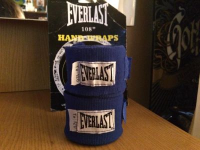 Лот: 2666248. Фото: 1. Боксерский бинт Everlast. Спортивная символика и атрибутика