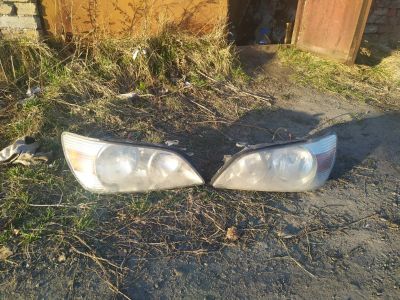 Лот: 15879780. Фото: 1. Фары toyota altezza. Оптика и освещение
