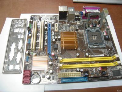 Лот: 12733012. Фото: 1. Материнская плата ASUS P5KPL-AM... Материнские платы