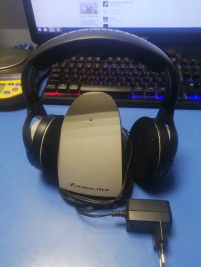 Лот: 17551211. Фото: 1. Наушники Sennheiser HDR 110 2. Наушники, гарнитуры