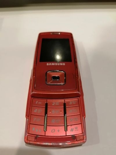 Лот: 15115297. Фото: 1. Рабочий телефон Samsung. Кнопочные мобильные телефоны