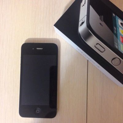 Лот: 9671303. Фото: 1. Iphone 4 (Айфон 4). Смартфоны