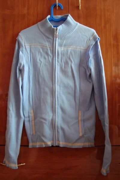 Лот: 3325631. Фото: 1. Две кофты на замочке трикотажная... Свитера, худи, толстовки