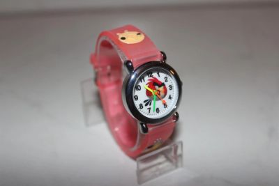 Лот: 3467109. Фото: 1. Часы детские Angry Birds на розовом... Оригинальные наручные часы