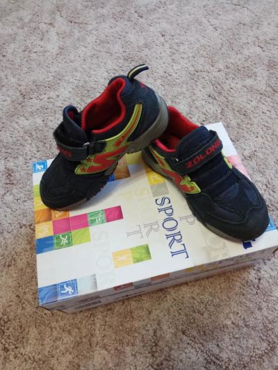 Лот: 11259043. Фото: 1. Кроссовки по стельке 19 см. Кеды, кроссовки