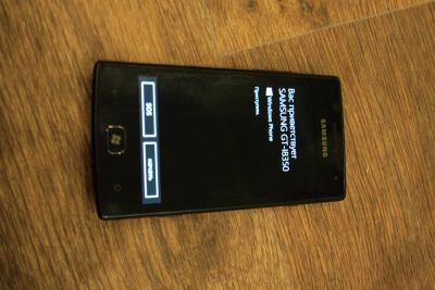 Лот: 3593268. Фото: 1. Смартфон Samsung Omnia W GT-I8350. Смартфоны