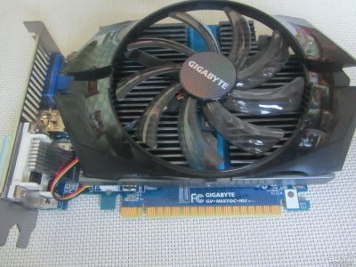 Лот: 9338522. Фото: 1. Видеокарта GIGAByTE GeForce GTX... Видеокарты