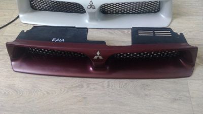 Лот: 16191719. Фото: 1. Решётка радиатора Mitsubishi Galant... Кузов
