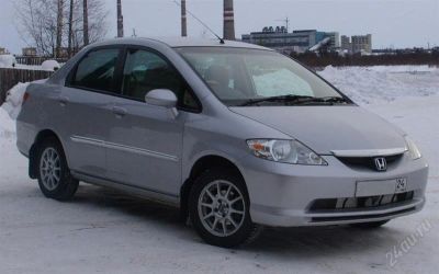 Лот: 782104. Фото: 1. Honda Fit Aria. Автомобили