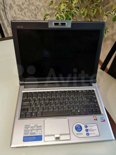 Лот: 17270191. Фото: 1. Ноутбук asus F8V. Ноутбуки