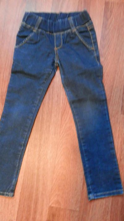 Лот: 11196023. Фото: 1. синие тонкие джинсы. Брюки, шорты, джинсы