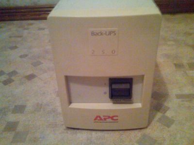 Лот: 6206458. Фото: 1. ИБП APC Back-UPS 250I. ИБП, аккумуляторы для ИБП