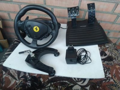Лот: 16027612. Фото: 1. Руль Thrustmaster Enzo Ferrari... Рули, джойстики
