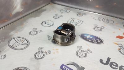 Лот: 23590693. Фото: 1. Поршень BMW X5 M54B30 11257506222. Двигатель и элементы двигателя
