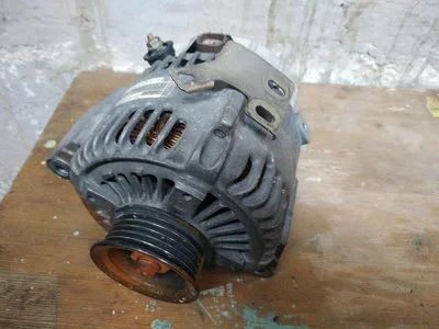 Лот: 12706993. Фото: 1. Генератор Toyota Caldina st246... Электрооборудование