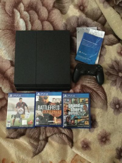 Лот: 6960575. Фото: 1. Ps4 с гарантией и играми. Игровые приставки, консоли
