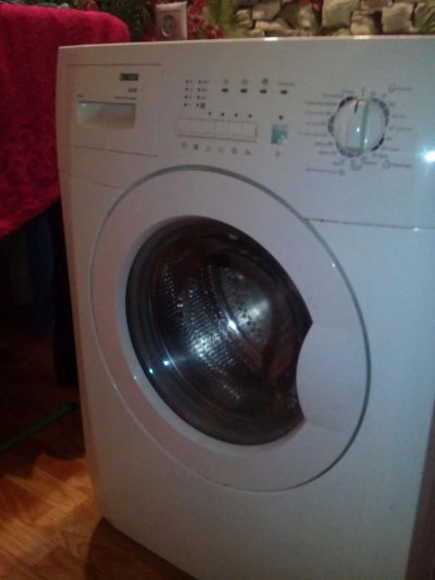 Лот: 10658896. Фото: 1. продам стиральную машинку Zanussi. Стиральные машины