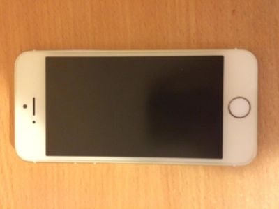 Лот: 4632421. Фото: 1. iPhone 5S GOLD 16 GB LTE. Смартфоны