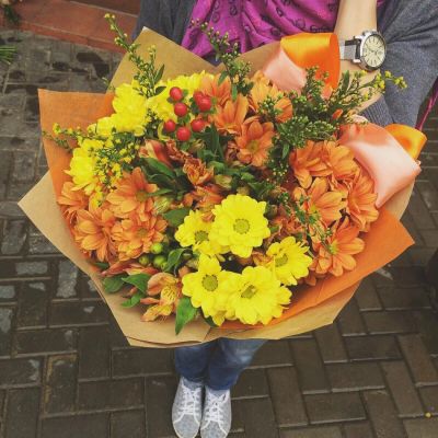 Лот: 7543125. Фото: 1. Сборный букет. Цветы на Щорса... Свежие цветы