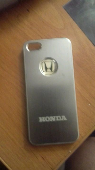 Лот: 11092380. Фото: 1. Отличный бампер Honda на iPhone... Чехлы, бамперы