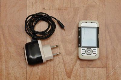 Лот: 2507528. Фото: 1. Nokia 5200 [не рабочая]. Кнопочные мобильные телефоны