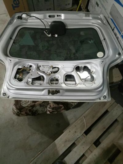 Лот: 10943102. Фото: 1. Дверь задняя Mazda Demio dw3w. Кузов