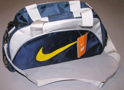 Лот: 6602709. Фото: 1. спортивная сумка новая 37*22*19... Сумки