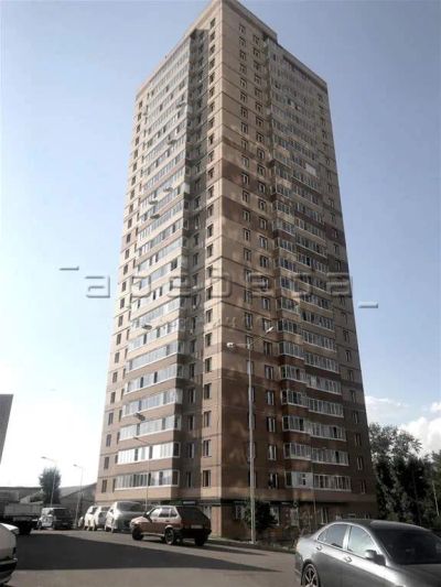 Лот: 20662377. Фото: 1. 1-комнатная квартира на ул. Калинина... Квартиры, студии