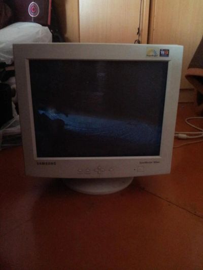 Лот: 5333666. Фото: 1. монитор Samsung SyncMaster 765MB. ЭЛТ-мониторы