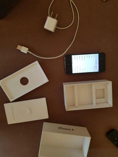 Лот: 9257830. Фото: 1. iphone 4 16gb. Смартфоны