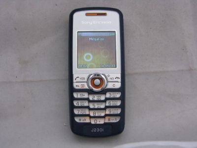 Лот: 7515770. Фото: 1. SonyEricsson J230i. Кнопочные мобильные телефоны