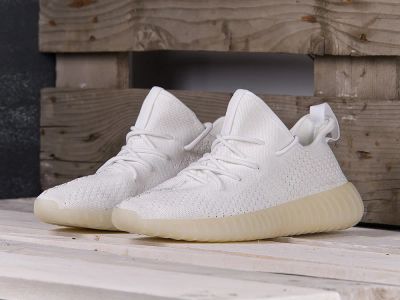 Лот: 10200086. Фото: 1. Adidas Yeezy 350 Boost v2 Vs. Кеды, кроссовки, слипоны