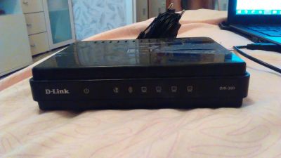 Лот: 6127739. Фото: 1. продам роутер б\у. WiFi, Bluetooth адаптеры