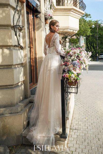 Лот: 14358074. Фото: 1. Свадебное платье. Свадебные платья