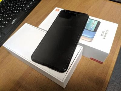 Лот: 15640289. Фото: 1. Xiaomi Mi A2. Смартфоны