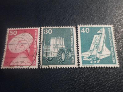 Лот: 17282549. Фото: 1. Марки одним лотом ,цена за все... Марки