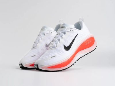 Лот: 25580268. Фото: 1. Кроссовки Nike Vomero 18. Кеды, кроссовки, слипоны