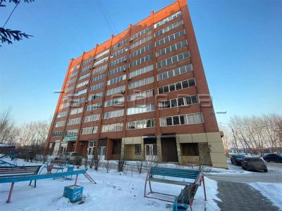 Лот: 20029525. Фото: 1. 1-комнатная квартира на ул. Космонавтов... Квартиры, студии
