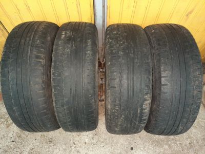 Лот: 17485972. Фото: 1. Шины nokian 215/70 R16. Шины