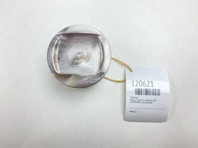 Лот: 25725926. Фото: 1. Поршень Nissan Tiida 2007 A2010ED801... Двигатель и элементы двигателя