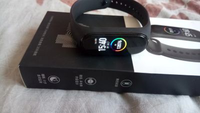 Лот: 14182055. Фото: 1. Xiaomi MI band 4. Смарт-часы, фитнес-браслеты, аксессуары