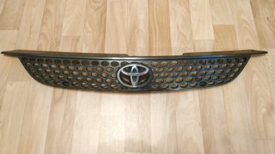 Лот: 19175755. Фото: 1. Решетка радиатора Toyota Corolla... Кузов