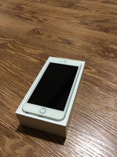 Лот: 8811521. Фото: 1. iPhone 6 Plus 64GB. Смартфоны