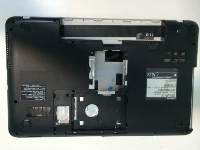 Лот: 4765123. Фото: 1. Корпус Toshiba Satellite L850-B1W. Корпуса, блоки питания