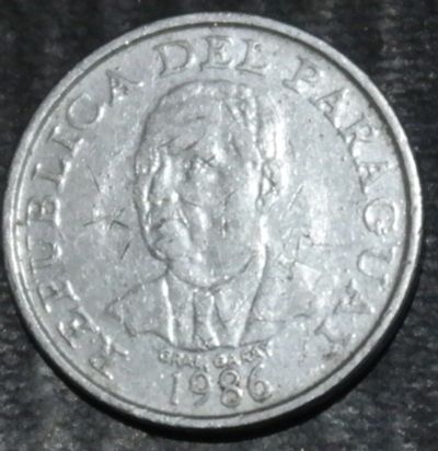 Лот: 18168845. Фото: 1. Экзотика с рубля (56577) Парагвай. Остальные страны