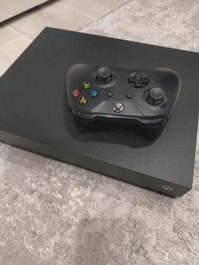 Лот: 19505931. Фото: 1. Xbox one x куча игр. Игровые приставки, консоли