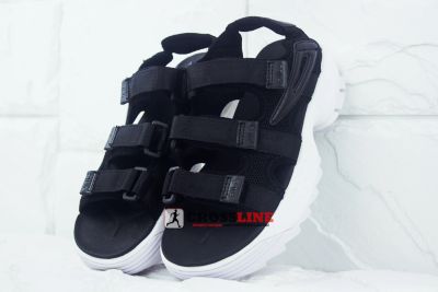 Лот: 11678929. Фото: 1. Сандалии Fila Disruptor Sandals... Сандалии