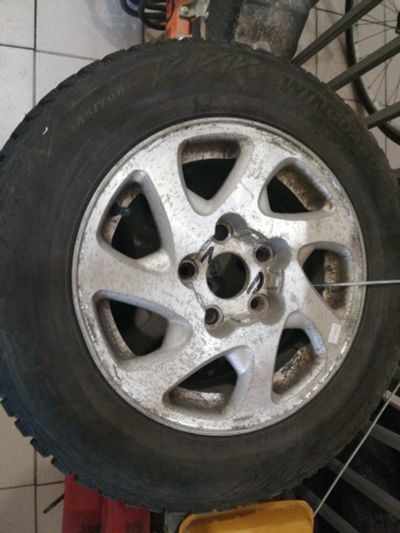 Лот: 16441595. Фото: 1. Колеса зимние Winguard 185/70R14... Шины