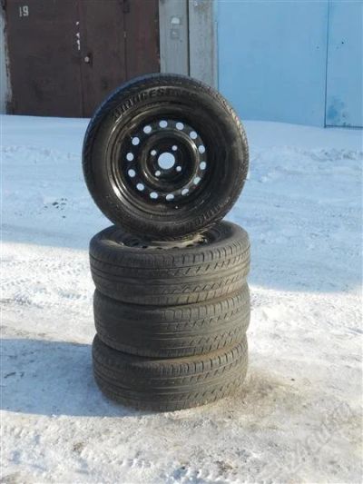 Лот: 1624658. Фото: 1. Шины Bridgestone на штамповках... Шины на дисках